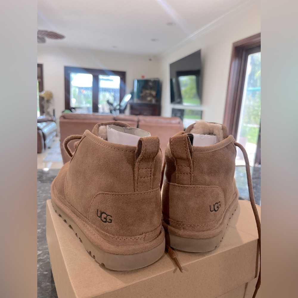 Ugg size 8. Used only ones. Perfect condition, like new